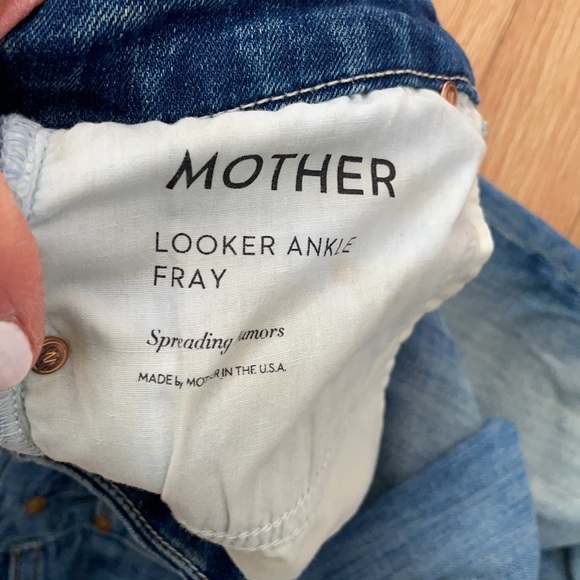 Mother looker ankle fray jeans. - Picture 3 of 10